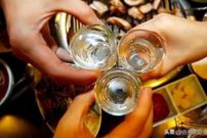 中国美食365网推荐：《酒桌文化》《餐桌文化》