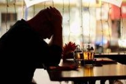 鹿血酒有什么功效？ 遵西鹿业：人到中年，请善待自己