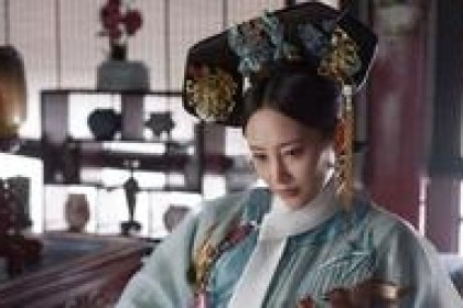 《如懿传》乾隆喝鹿血酒激怒如懿。 历史上咸丰因没有鹿血酒而死