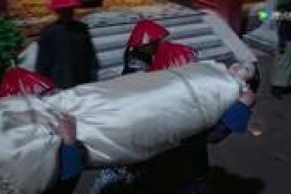 如懿的宫廷情：乾隆用鹿血酒连夜拜访5位妃子，魏嬿婉挑衅如懿：别碍事