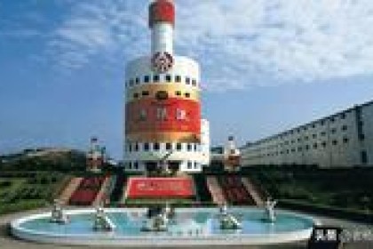 以“LV”相威胁的文君酒，曾经堪比五粮液，如今为何鲜为人知？