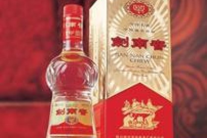 四川名酒“陨落”，曾与五粮液媲美，终毁于傲慢