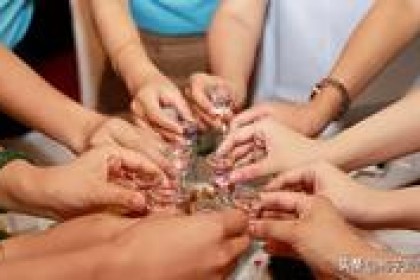 酒局不想得罪人，一定要记住这句“2不说2不做”，让人佩服