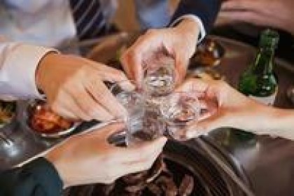 5款藏在超市柜台的廉价酒，有钱人不看，只有行家才知道是好酒