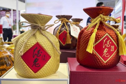 酒鬼酒走出“甜蜜素阴影”后腾飞，仍被视为三线白酒
