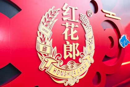 从红花郎“单榜”看名酒“强腰”之战