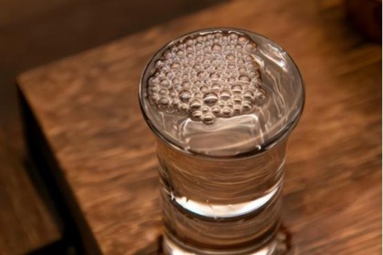 平时买白酒，一定要认清这3种“勾兑酒”，尽量少喝