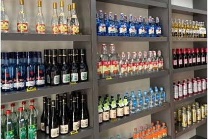喝过40种白酒，河南烟草饭店老板对这5种酒情有独钟。 你知道多少？