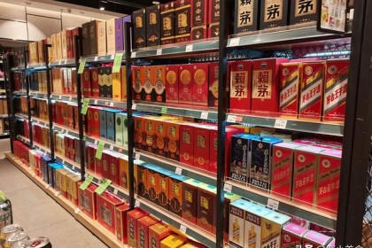 白酒界有2个“奇葩酒”。 酒的品质独一无二，但口碑却两极分化。 你喝过吗？