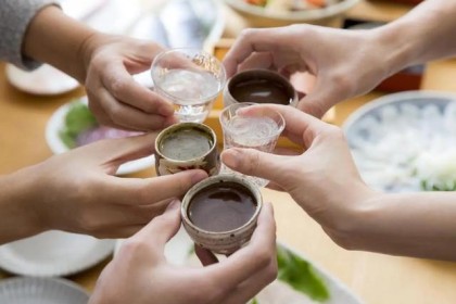 为什么市面上的白酒大多是42、52、53度的？ 哪个度数的白葡萄酒口感更好？