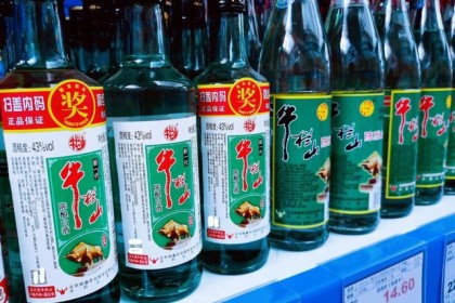 别错过中国6大“轻瓶白酒”！ 好吃不贵，100%纯酿造，只有行家知道