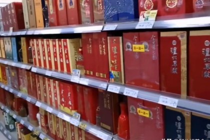 在安徽请客喜欢喝什么酒？ 古井贡不香了，我还想喝这些纯粮酒