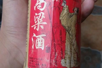 心尖上的酒，小红鹰高粱酒