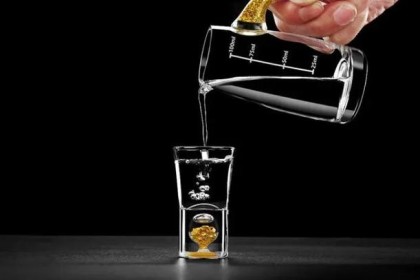 白酒的“黄金比例”，白酒怎么喝才最好喝？ 看完你就知道了！