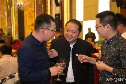 到了老了，还要注意参加酒局。 记得走2到3不走。 你仍然可以维持这种关系，而不必责怪罪人。