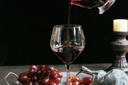 国内十大葡萄酒品牌排行榜，居然有百年品牌，辨识度高，好吃又便宜