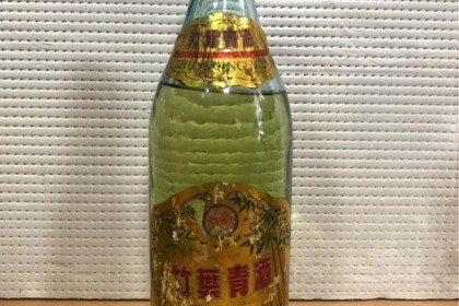 为什么被视为保健品的“竹叶青酒”在酒桌上并不常见？