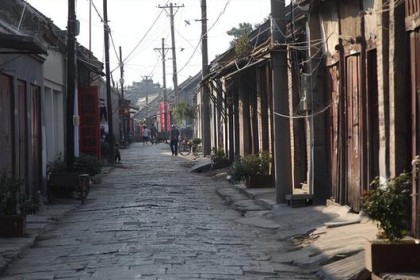 安徽一条“即将消失”的古街，全长650米，也是口子酒的发源地